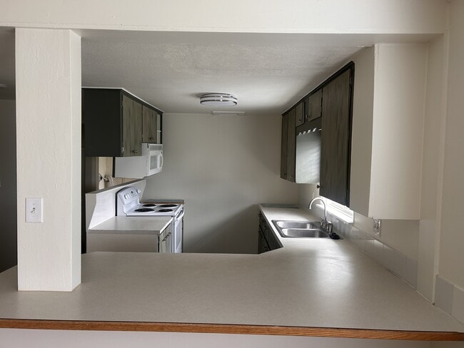 Photo - 6032 Portal Way