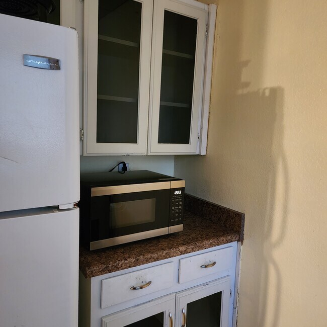 Photo - 1306 Becker Dr