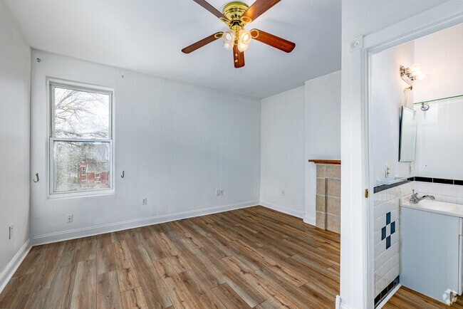 2BR, 2BA - 1,400SF - Second Bedroom - 1115 Dayton St