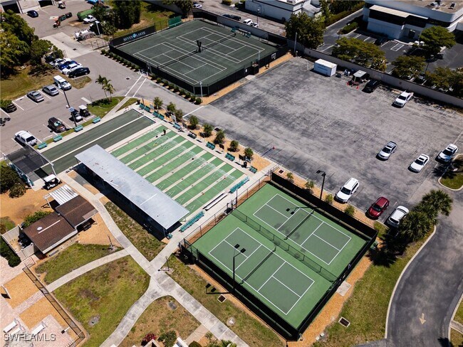 Photo - 7410 Lake Breeze Dr Unit 107