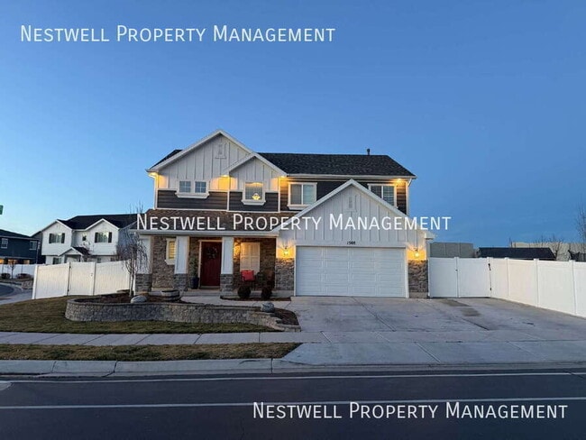 Building Photo - 1508 Waterfront Dr