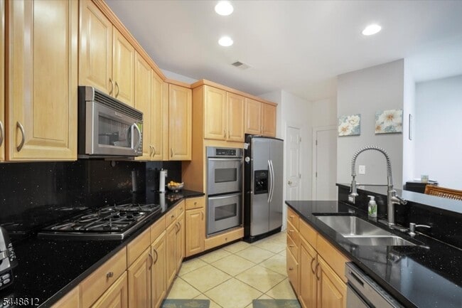 80 Henning Terrace