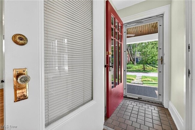 Photo - 3025 Meadowbrook Blvd