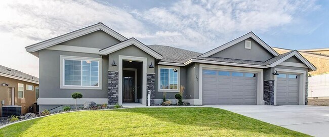 Gorgeous Home for Lease in Horn Rapids - Gorgeous Home for Lease in Horn Rapids