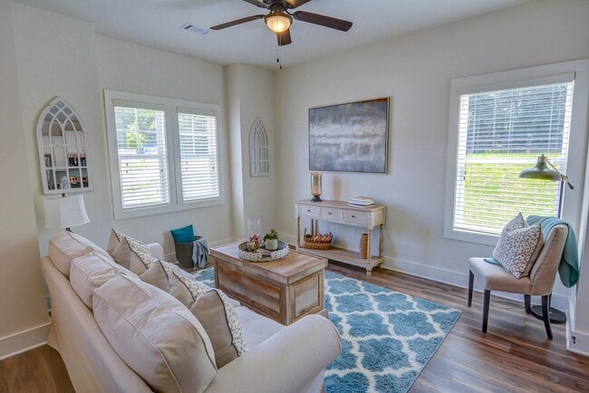 Photo - Oakwood Commons By Stella Homes