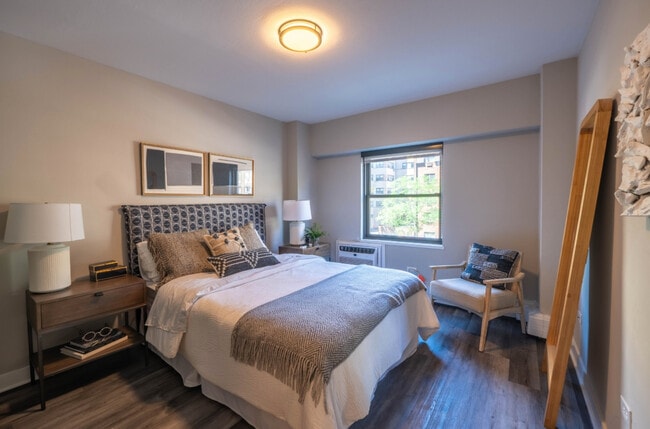 Photo - 5815 N Sheridan Rd Unidad 706