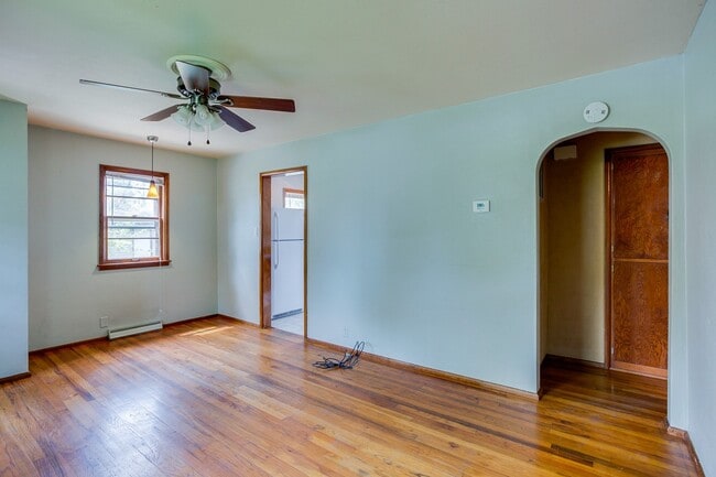 Photo - 2 Bed Bungalow in Champaign- Available August 2026