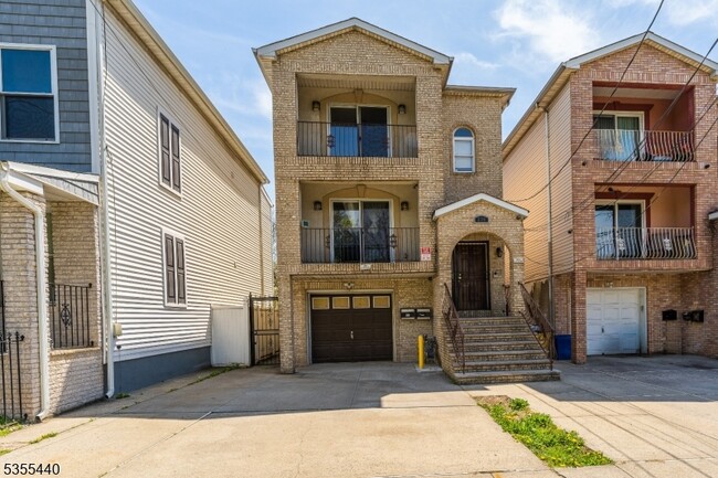 Photo - 236 LT Glenn Zamorski Dr House