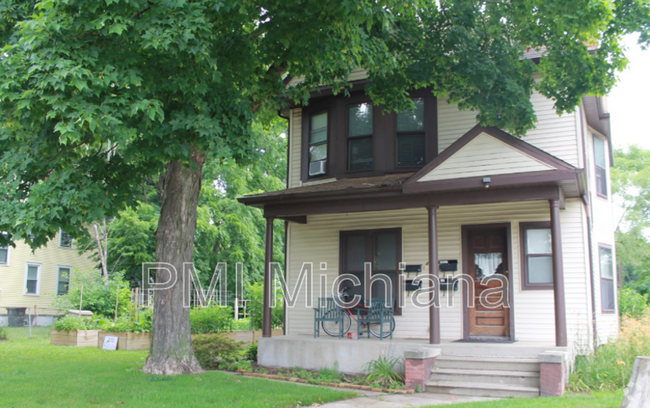 Building Photo - 429 W Lasalle Ave Unit 3 Rental