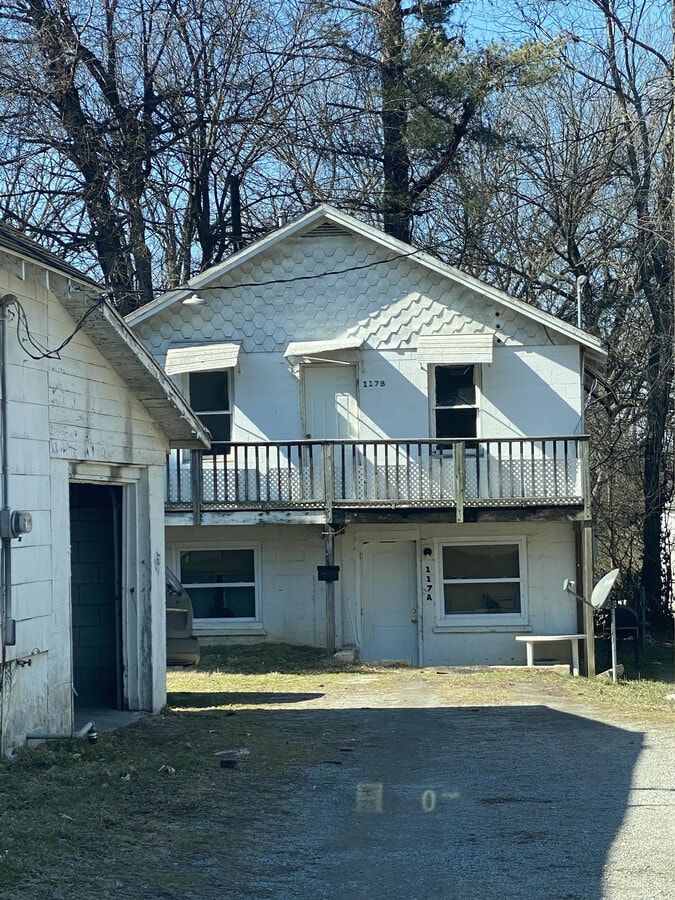 Photo - 117 B S Fowler Ave