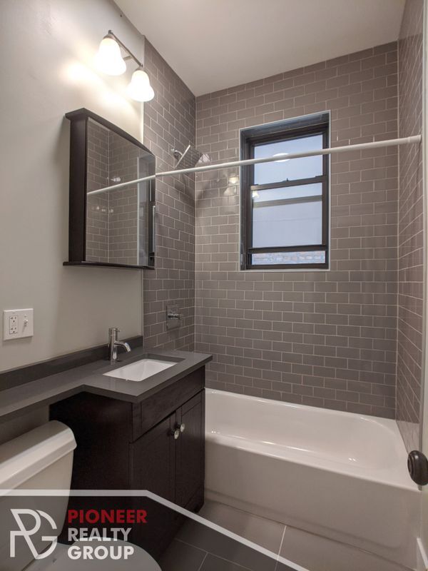 Photo - 4546 N Damen Ave Unit GDN