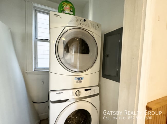 Photo - 35 Hillside St Unit 1R