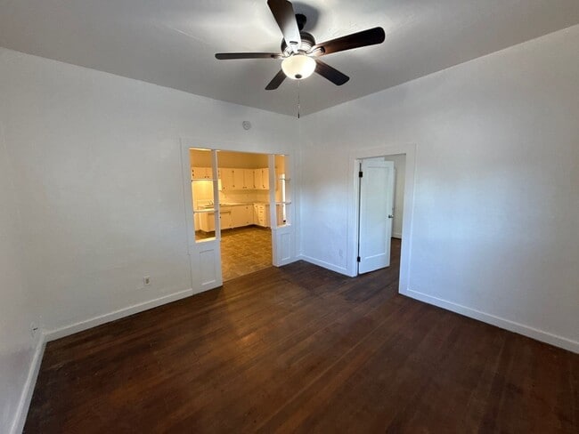 Photo - 1353 Commercial St SE