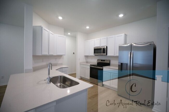 New construction in Jonesboro - beautiful 3 bed / 2 bath home - Valley View!!
