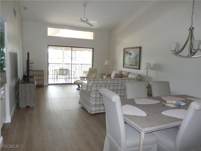 Photo - 16301 Kelly Woods Dr Unit 205