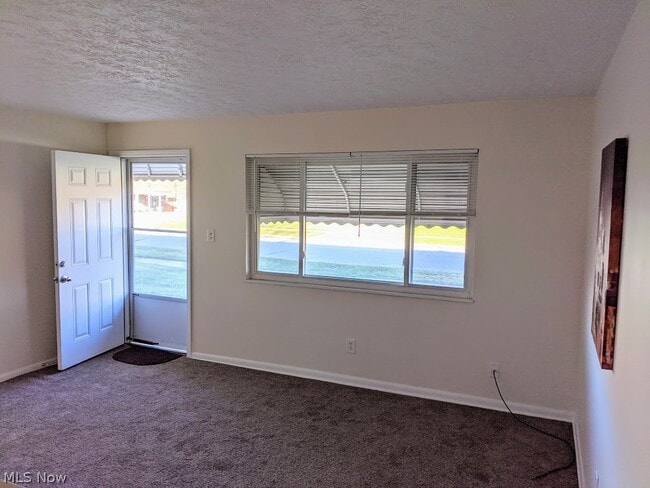 Photo - 1592 Ridgewick Dr