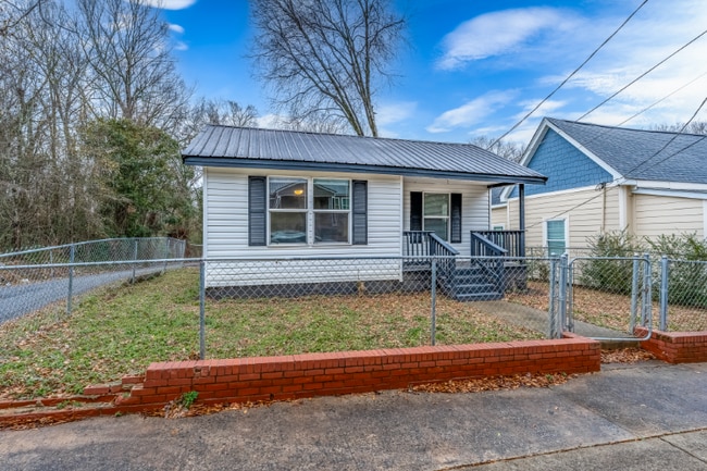Photo - 517 Thomas St