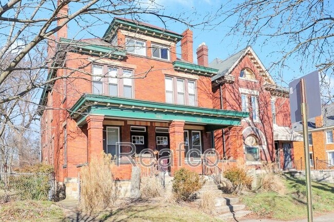 Photo - 1458 Bryden Rd House