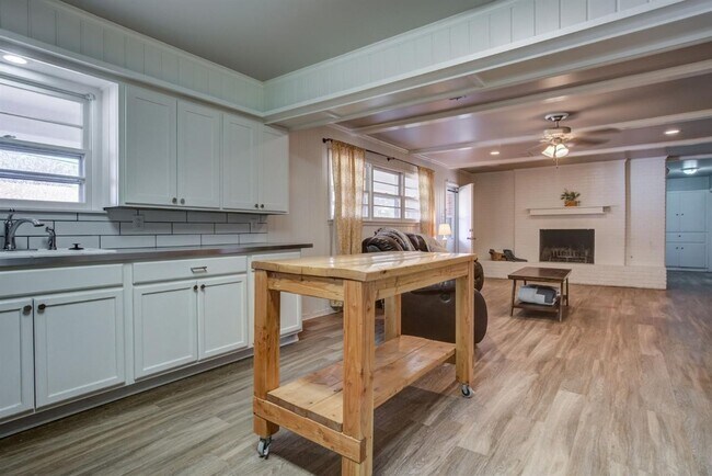 Photo - PRE-LEASING for AUGUST - A Great Farmhouse Chic 3/2/2 near Texas Tech