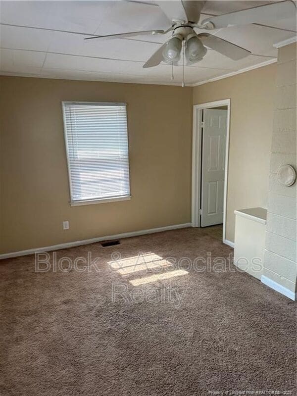 Photo - 200 Post Ave Unidad #2