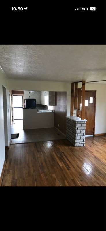 Photo - 799 S Franklin St