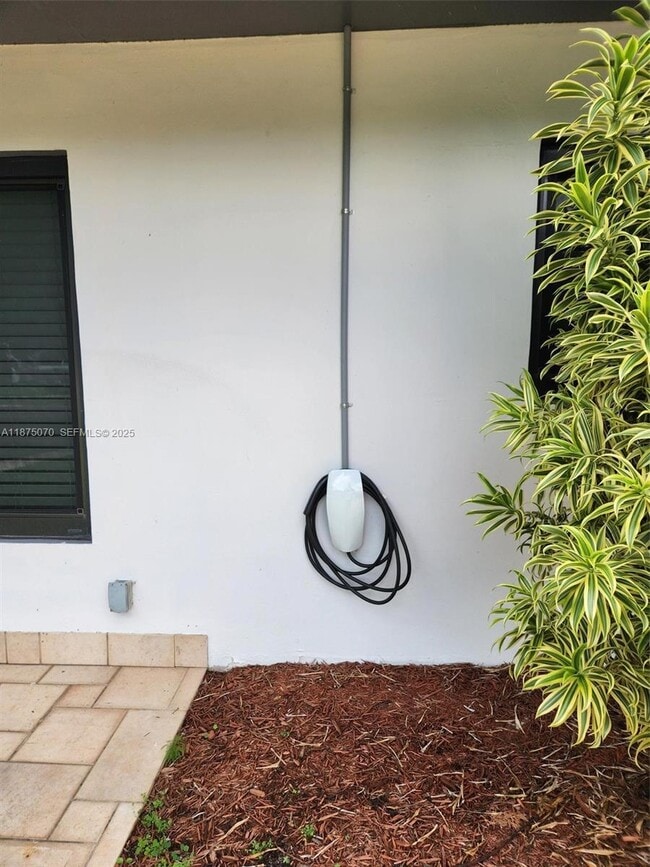 Photo - 10990 SW 57th St