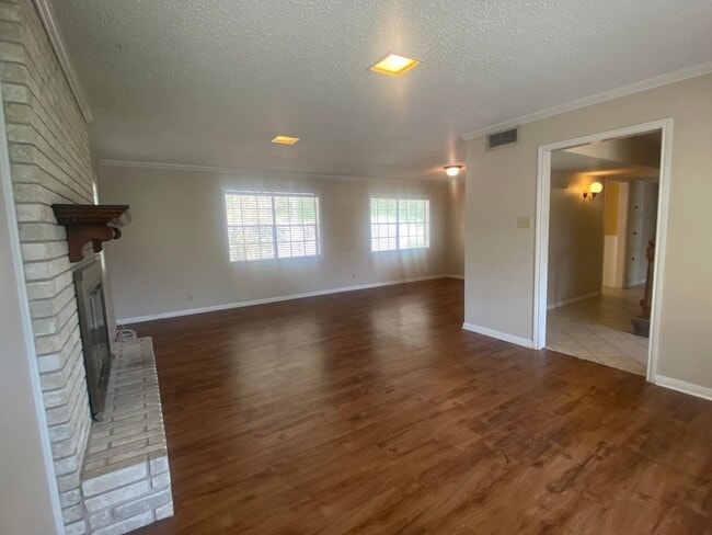 Photo - LARGE 4 BEDROOM BELTON ISD