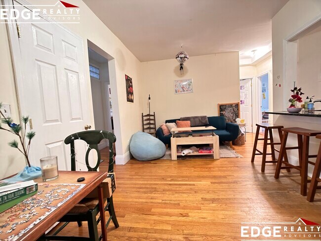 62 Egmont St Unit 1