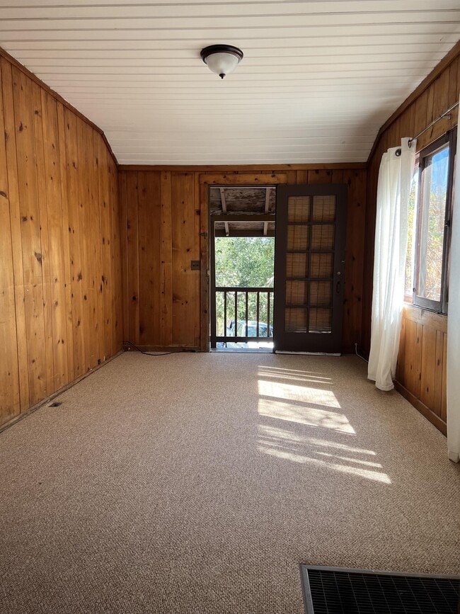 Photo - 3343 St Marys Rd