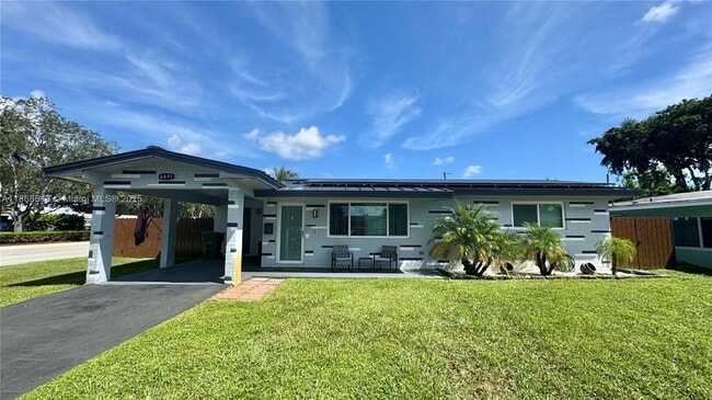 Building Photo - 8891 NW 11th St Rental