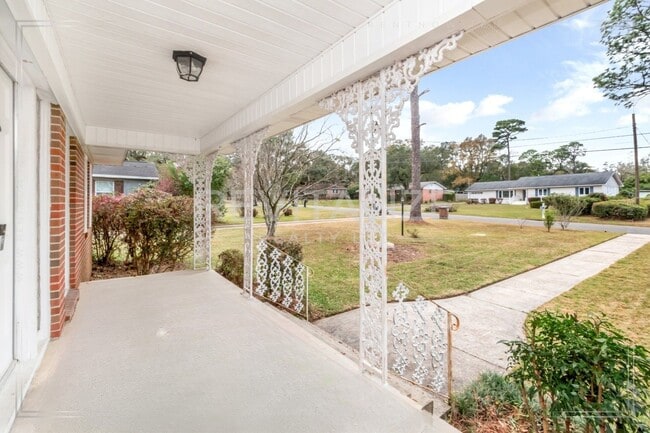 Photo - Charming Brick Ranch with Modern Comforts in Mobile!