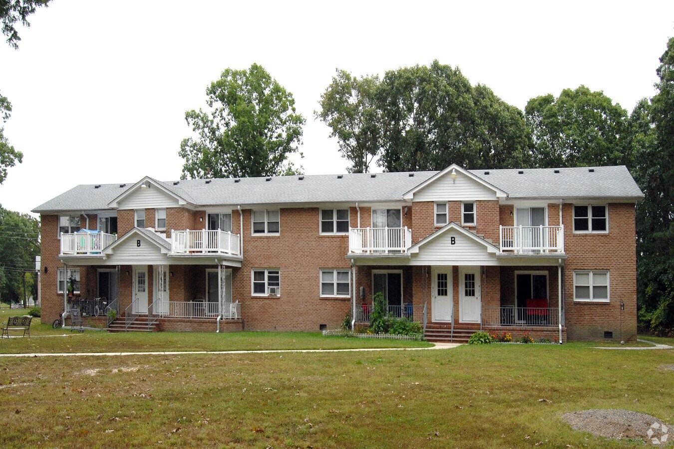 Tilton Gardens Apartments - Tilton Gardens Apartments