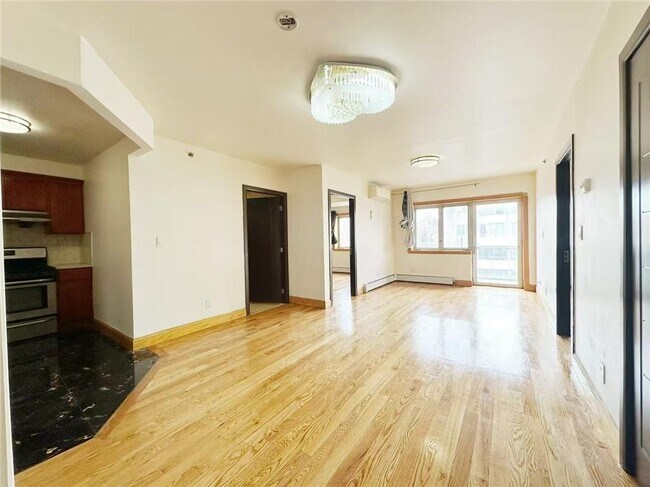Photo - 41-42-42 College Point Blvd Unit 6A