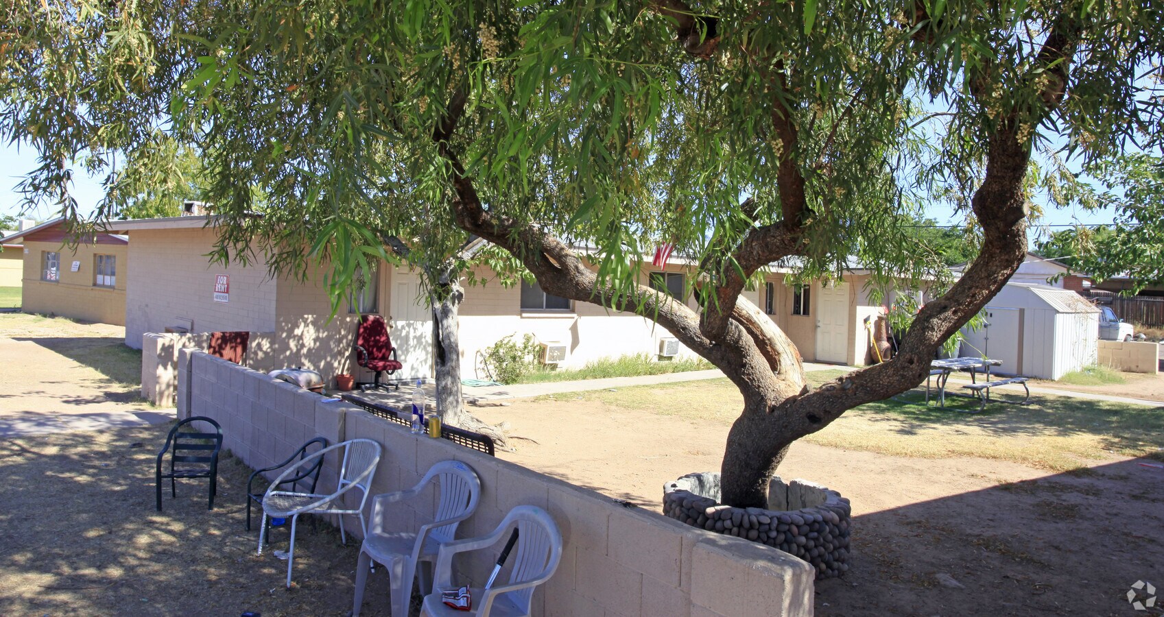 Photo - 4832 E Willetta St