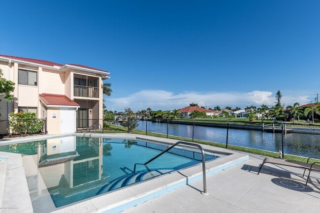 Photo - DRASTIC PRICE DROP!! WATERFRONT- 2-BEDROOM...