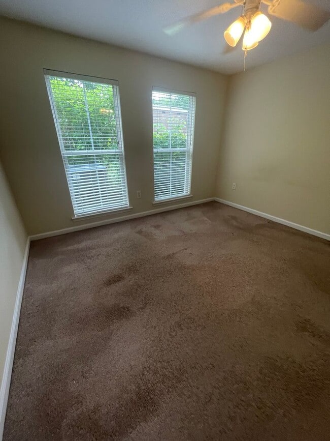 Photo - 14-1413 Ordonez Unidad 14-1413 - B