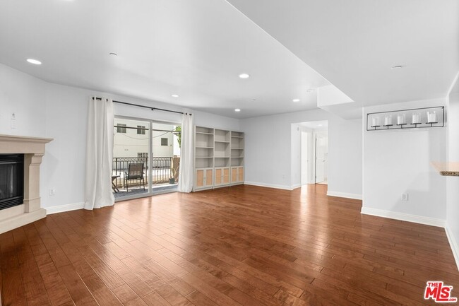 Photo - 8238 W Manchester Ave Unit 209