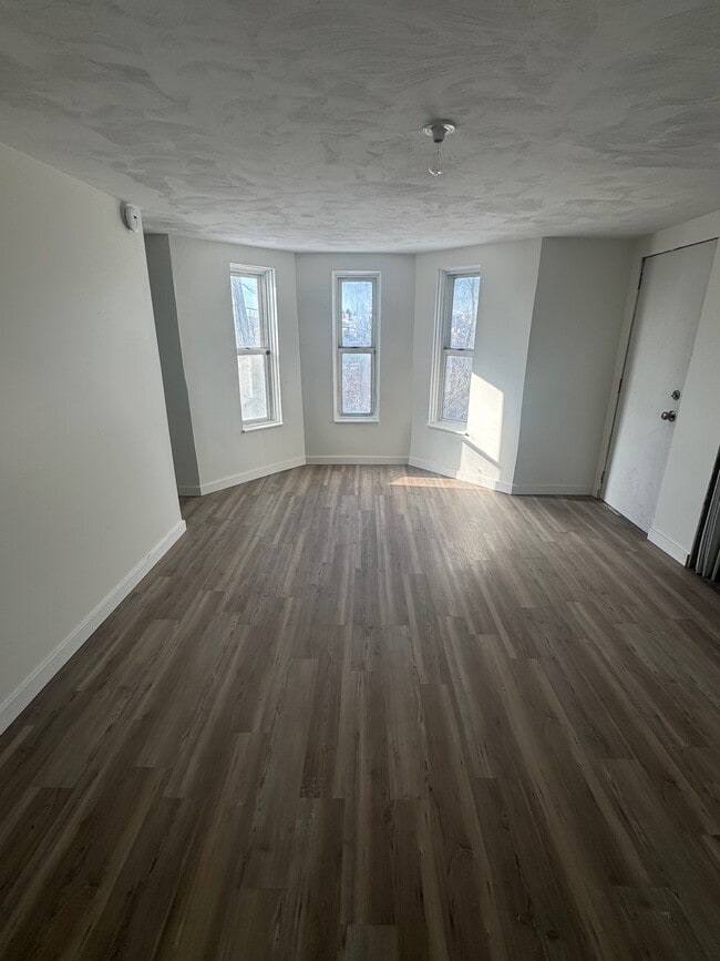 Photo - 1932 Beech St