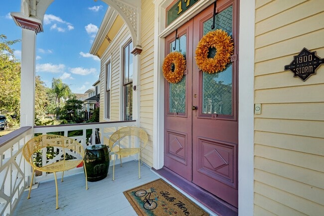 Photo - 1717 Church St