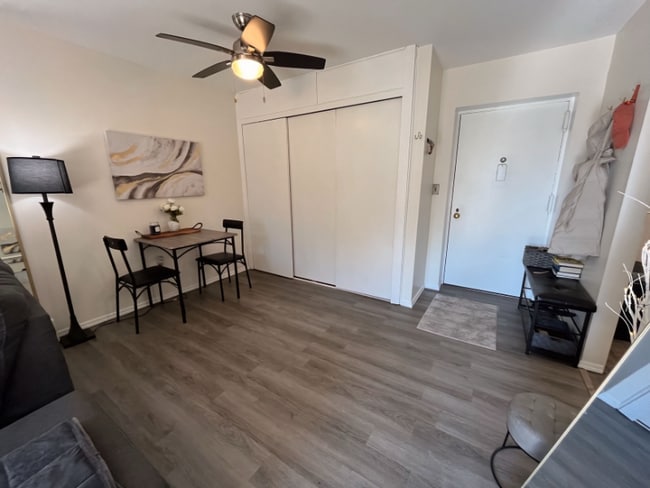 Photo - 1 Lakeview Dr Unit LL4