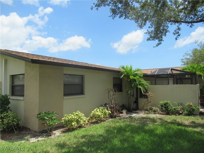 Building Photo - 6192 Principia Dr Unit 2