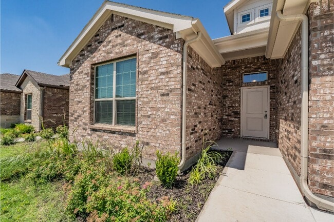 Photo - 8637 Centerboard Ln