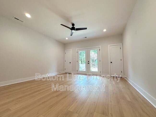 Photo - 1360 Briar Creek Rd