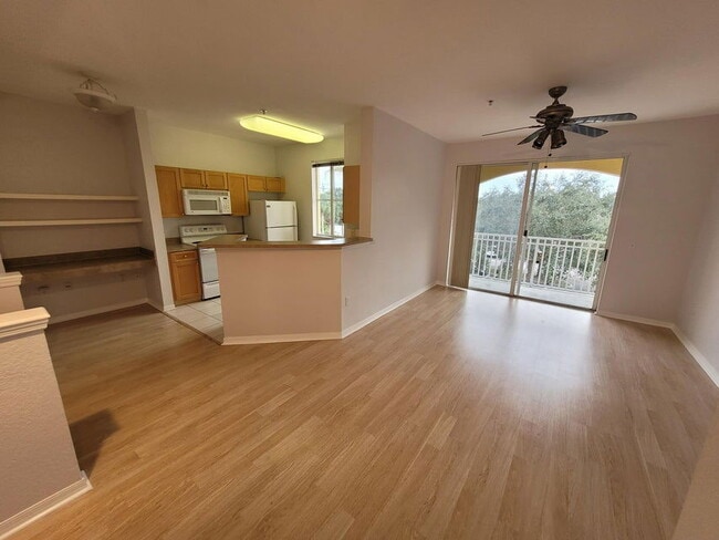 Photo - 11010 Legacy Dr Unit 301