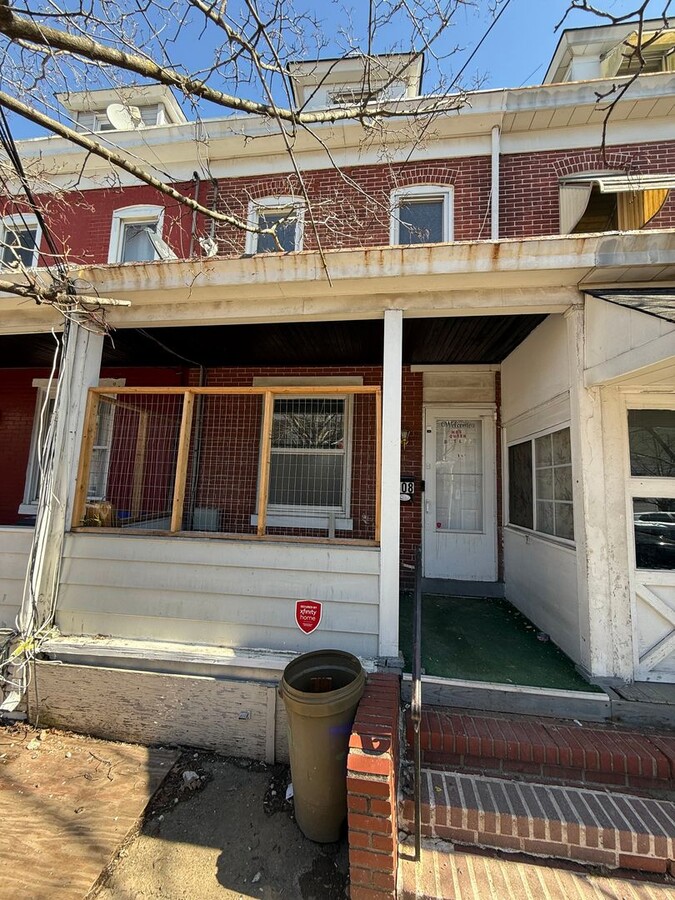 Photo - 408 Home Ave