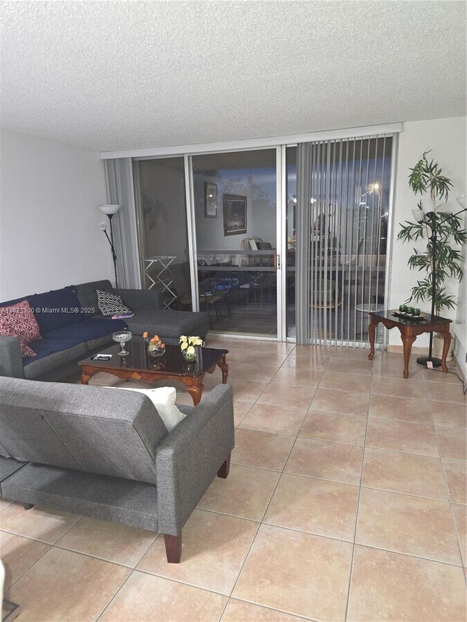 Photo - 10425 SW 112th Ave Condo Unit 309