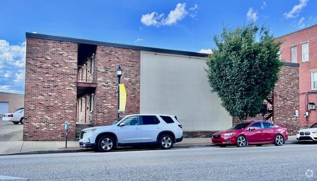 Building Photo - 1340 4th Ave Unit 10 Rental