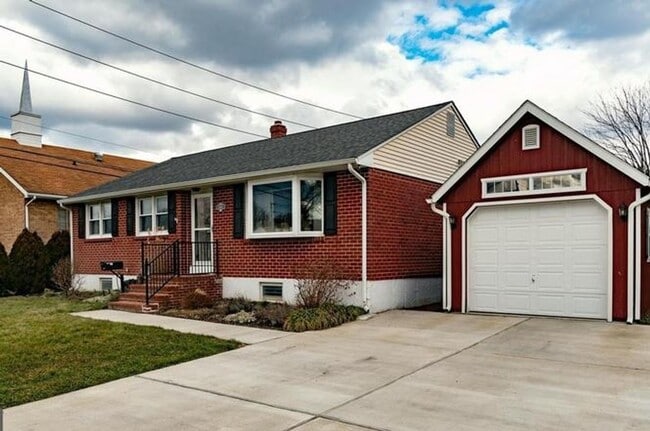 Photo - 1106 Musket Rd