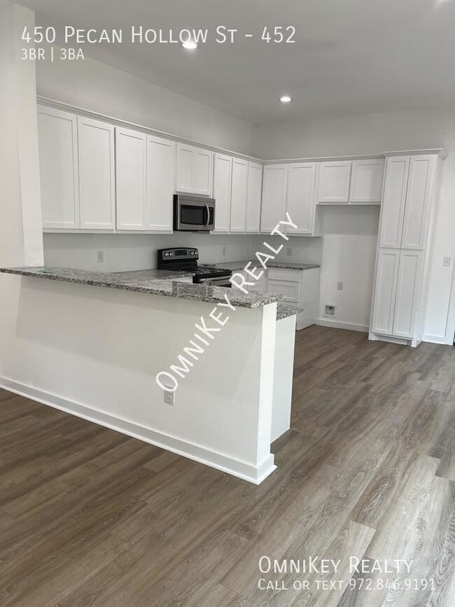 Photo - 450 Pecan Hollow St Unit 452