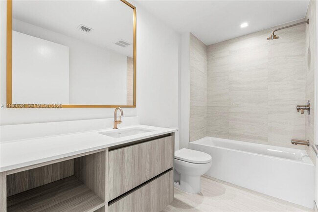 Photo - 77 SE 5th St Unit 3304